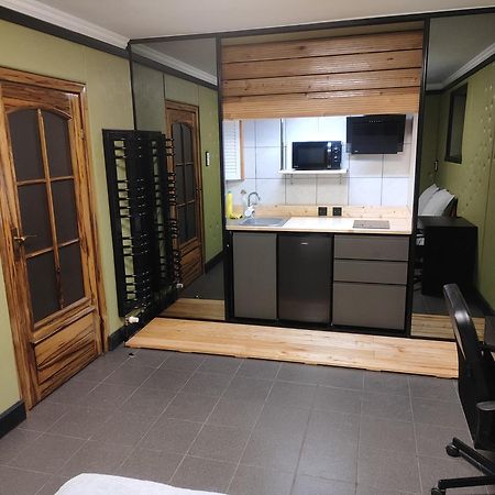 Studio 5 Warsaw Luaran gambar
