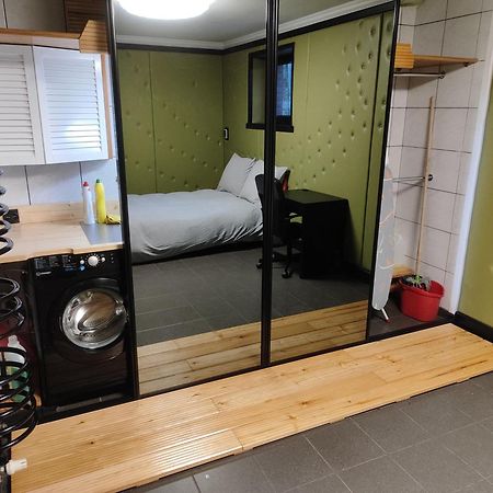 Studio 5 Warsaw Bilik gambar
