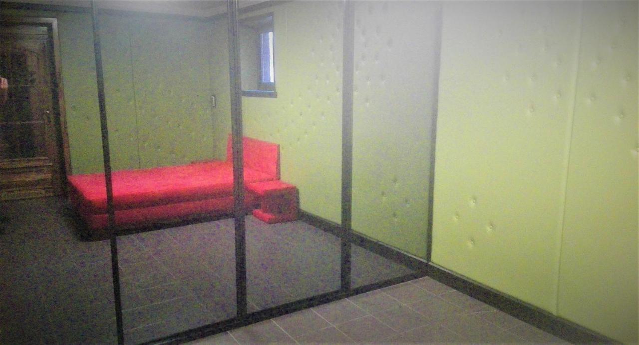 Studio 5 Warsaw Luaran gambar